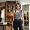 تاپ خطی یقه رومی زنجیر دار